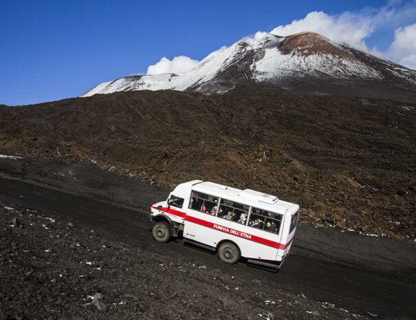 Bus-4x4---Funivia-dell'Etna-(5)