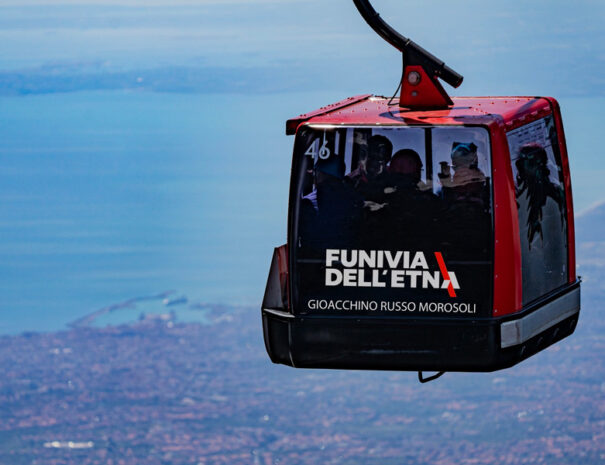 Funivia Etna: storia, escursioni e panorami mozzafiato 